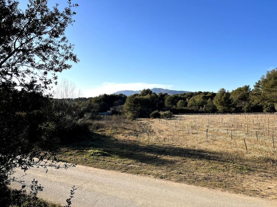 Au Cabanon Βίλα Pourrieres Εξωτερικό φωτογραφία